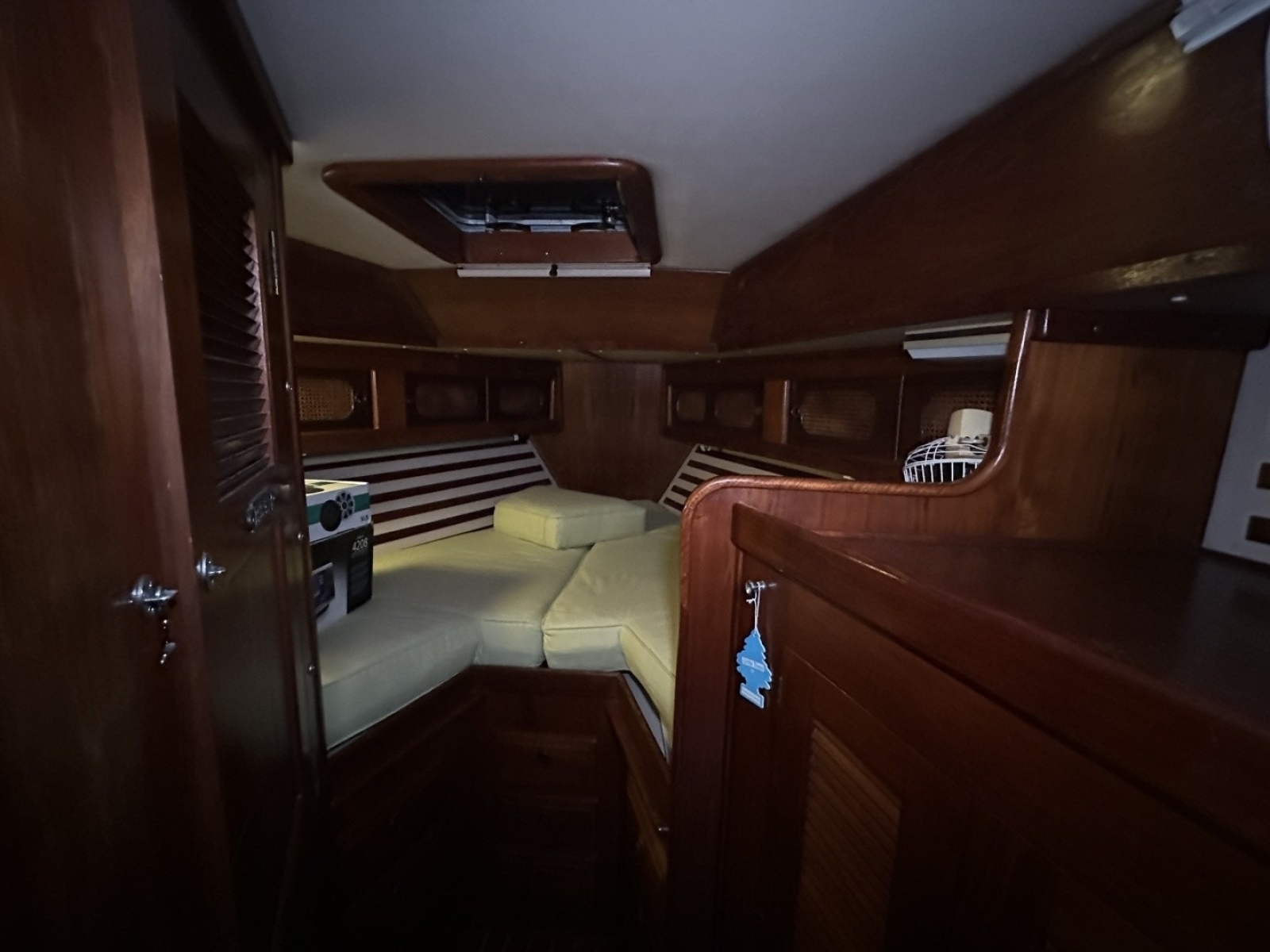 1985 Endeavour 42 CC