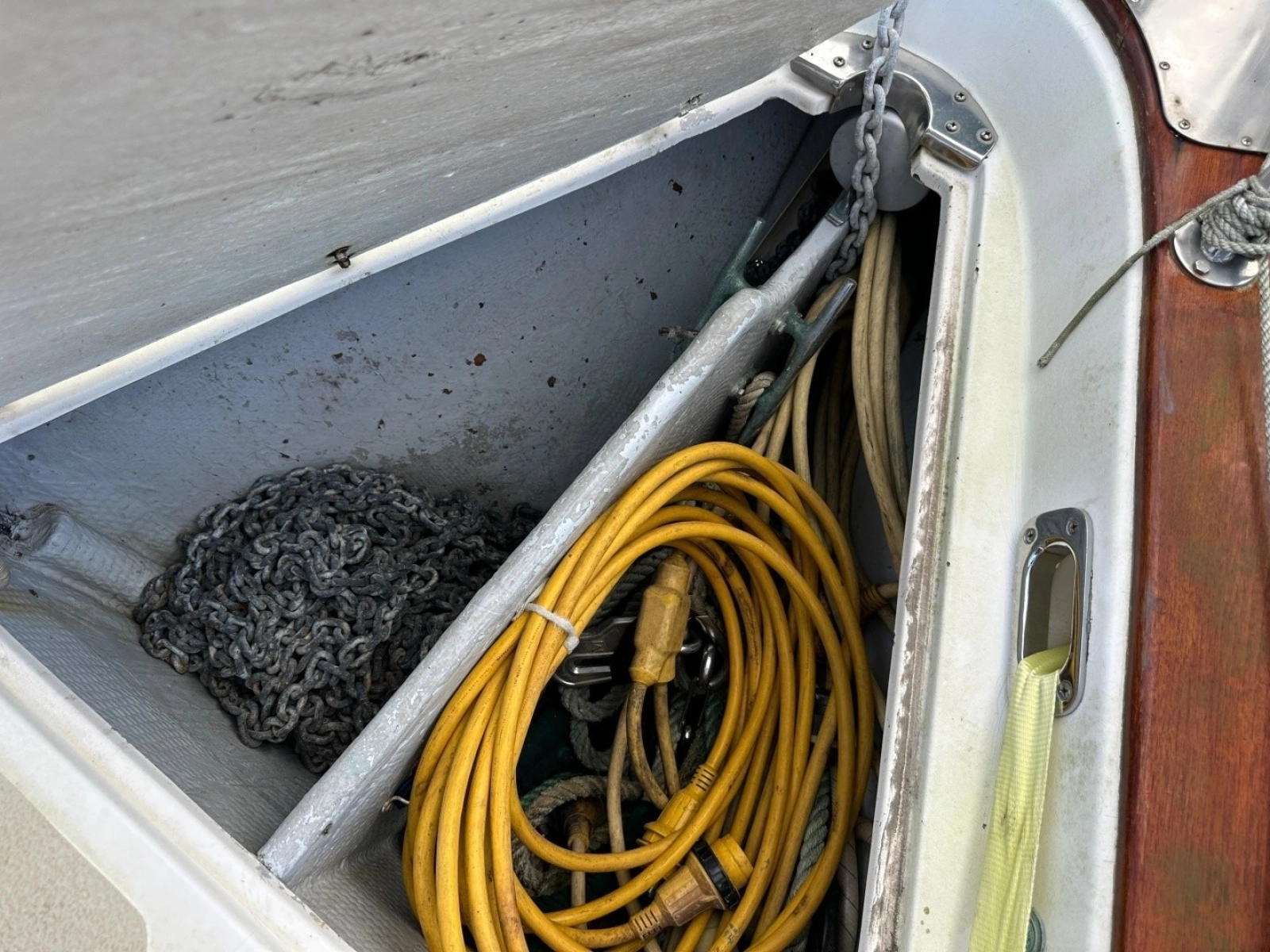 1985 Endeavour 42 CC