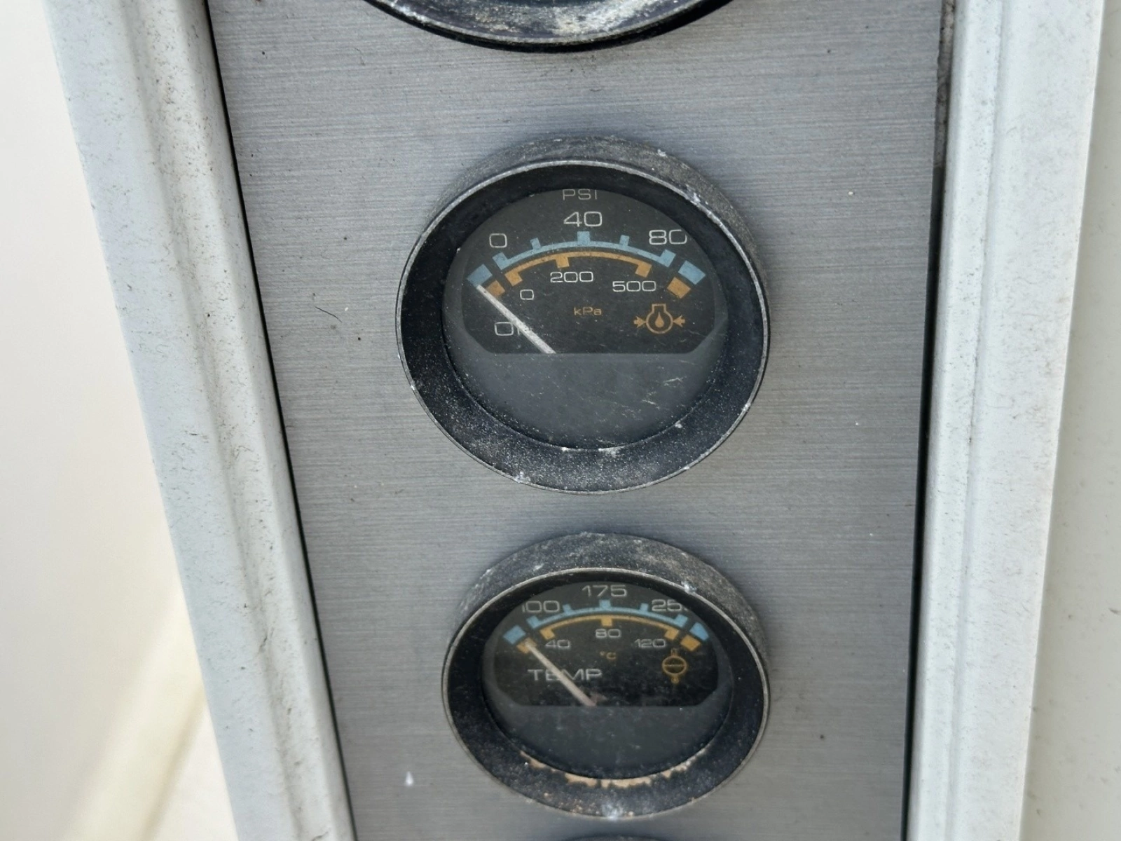 1985 Endeavour 42 CC