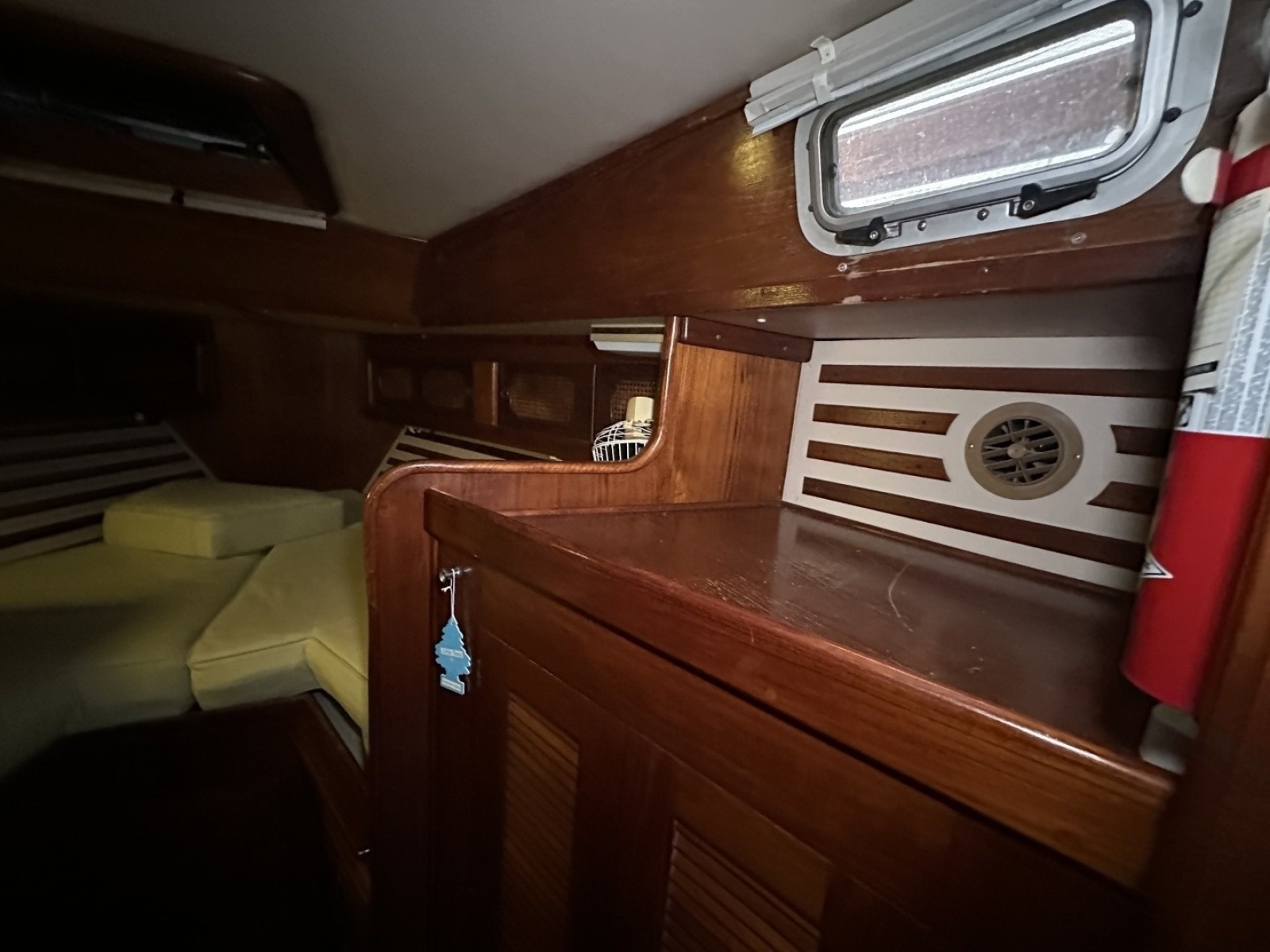 1985 Endeavour 42 CC