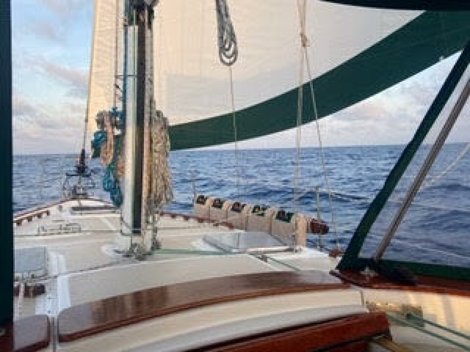 1985 Endeavour 42 CC