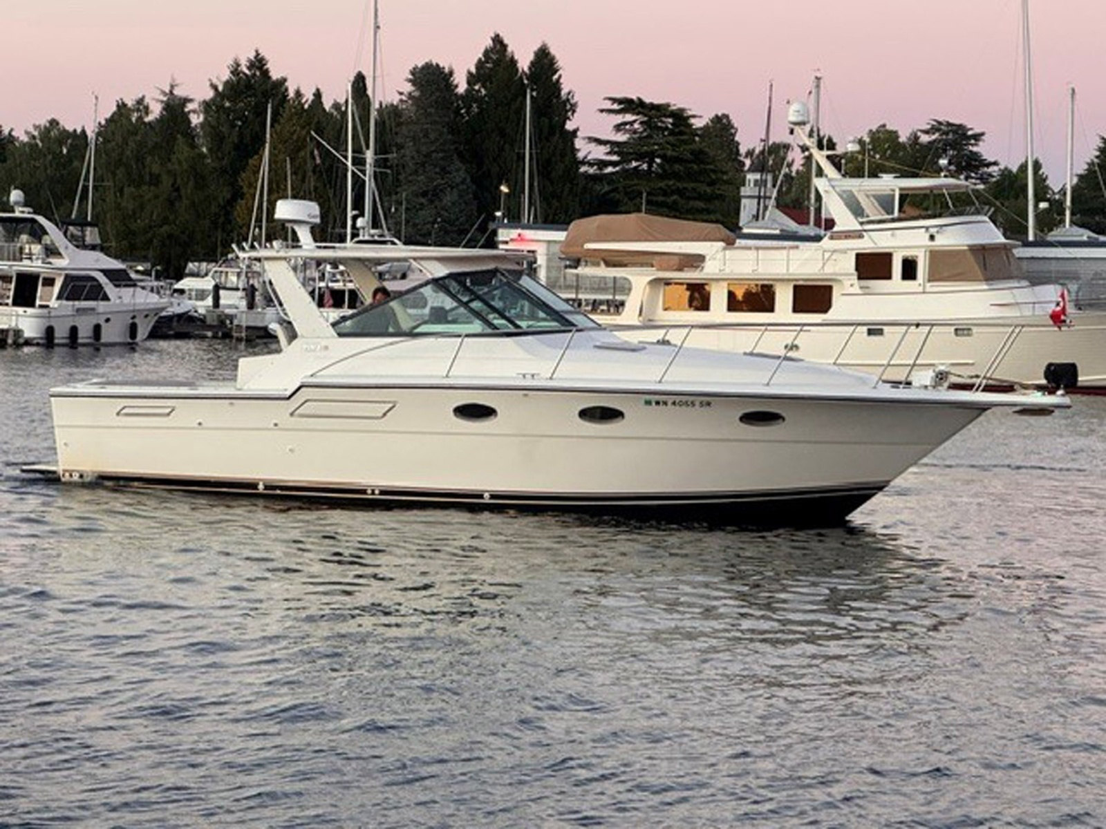 1988 Tiara Yachts 3300 Open