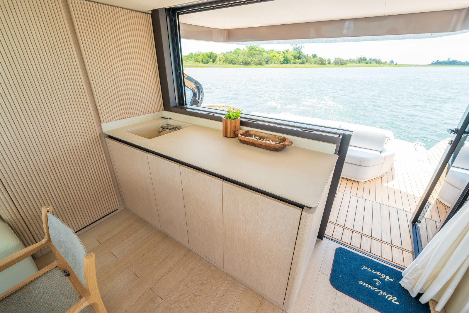 2025 Azimut Seadeck 6