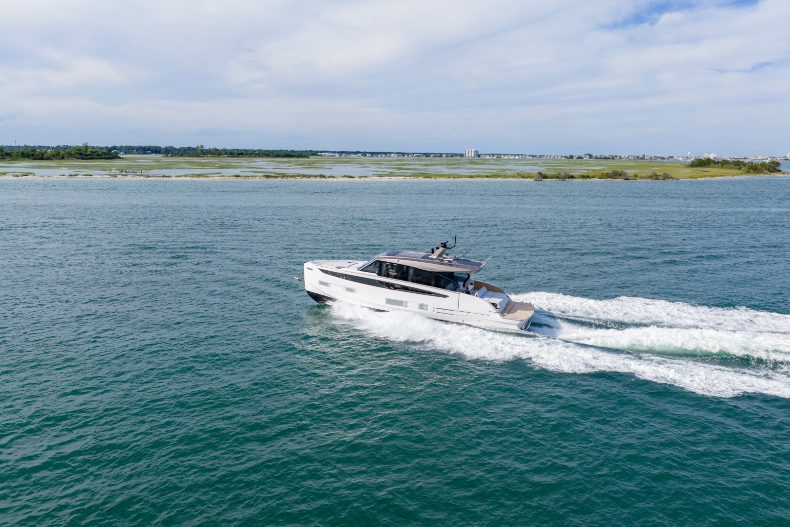 2025 Azimut Seadeck 6