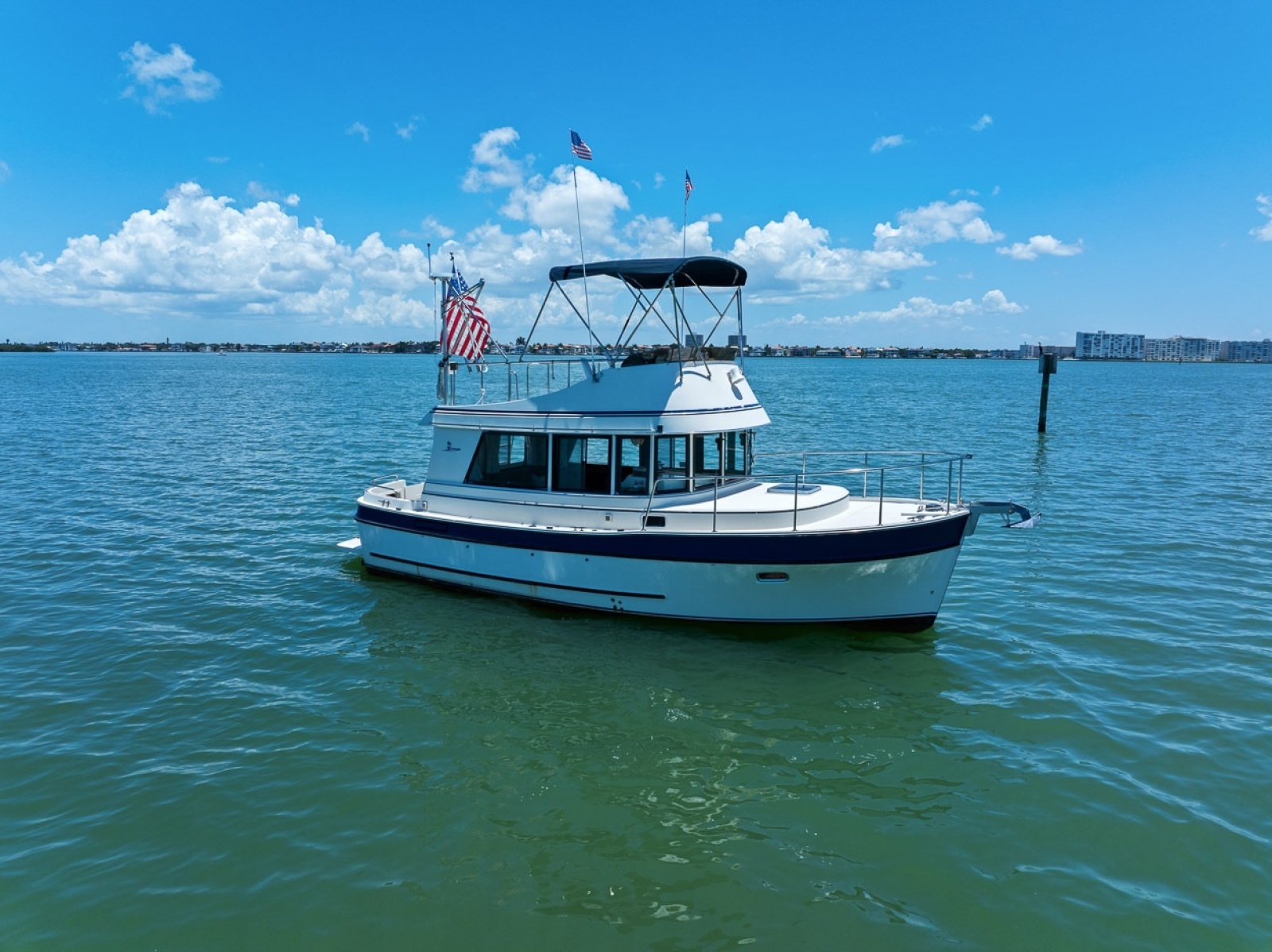 2001 Camano 31 Trawler