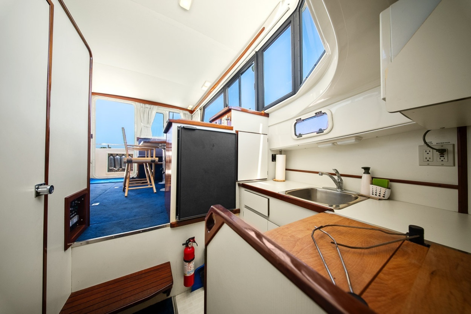 2001 Camano 31 Trawler