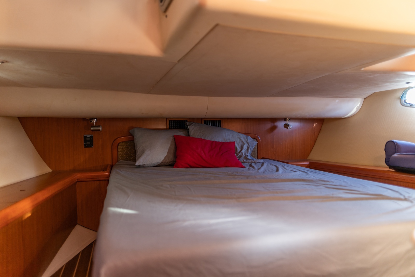 2008 Hunter 45 Deck Salon