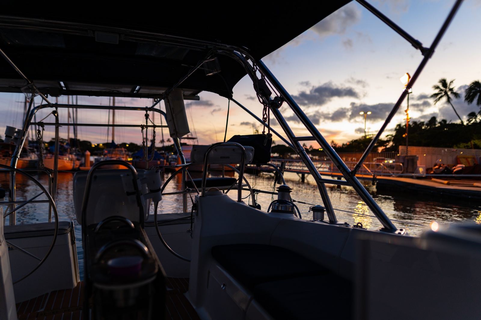 2008 Hunter 45 Deck Salon