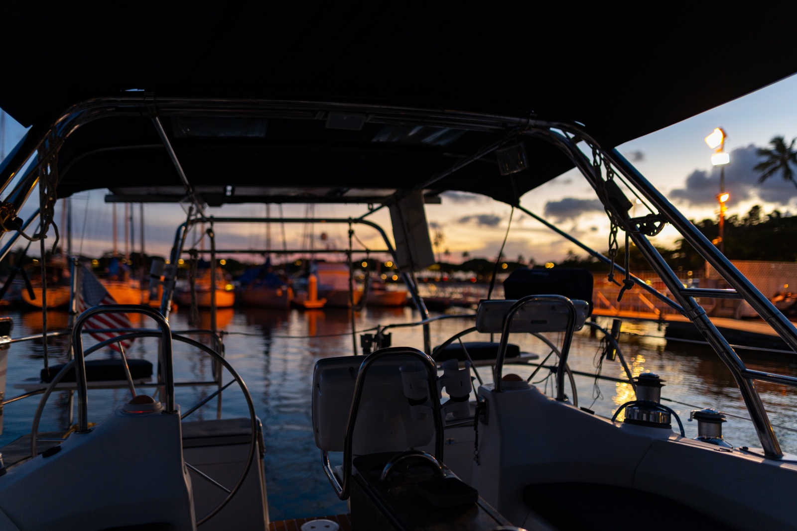 2008 Hunter 45 Deck Salon