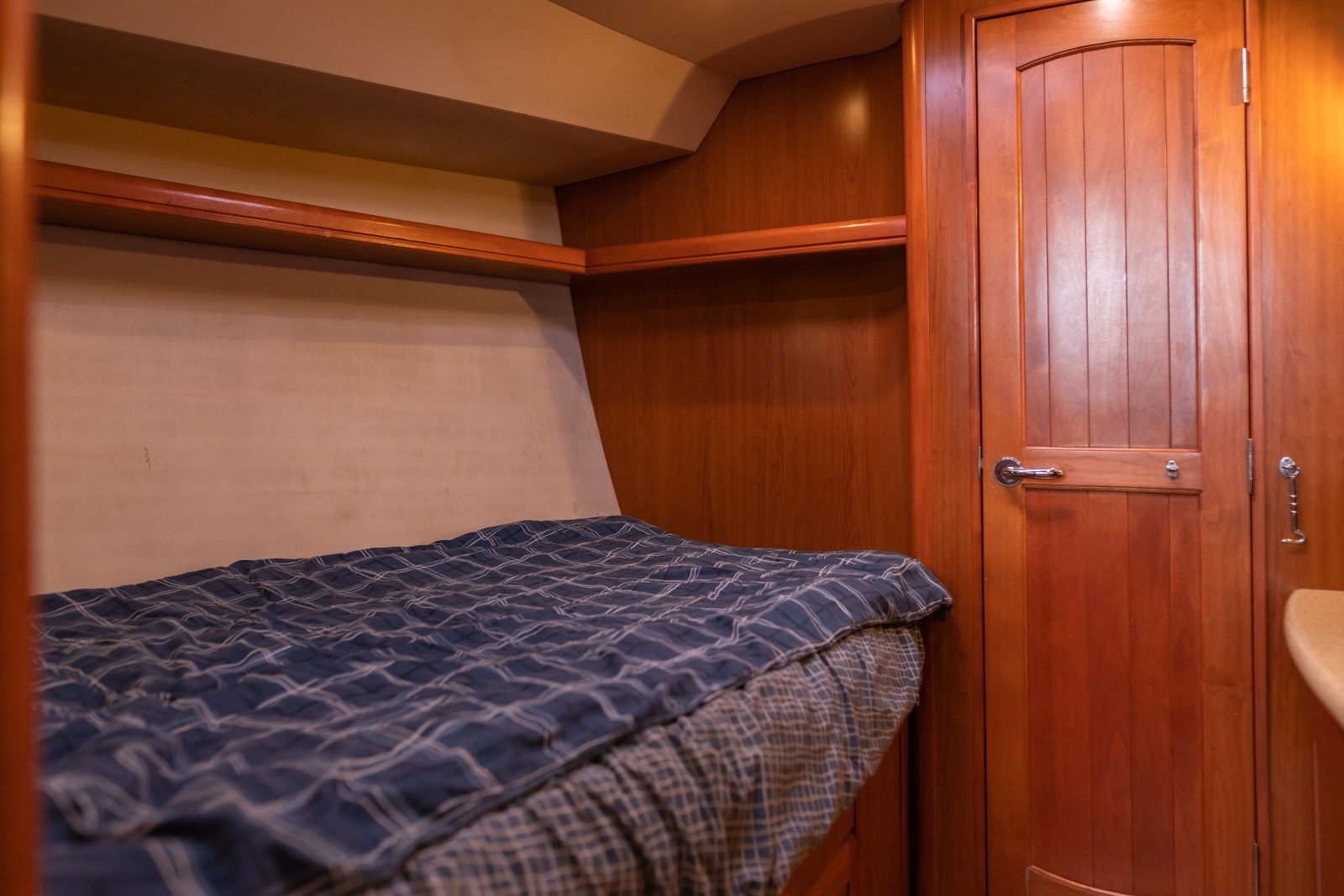 2008 Hunter 45 Deck Salon