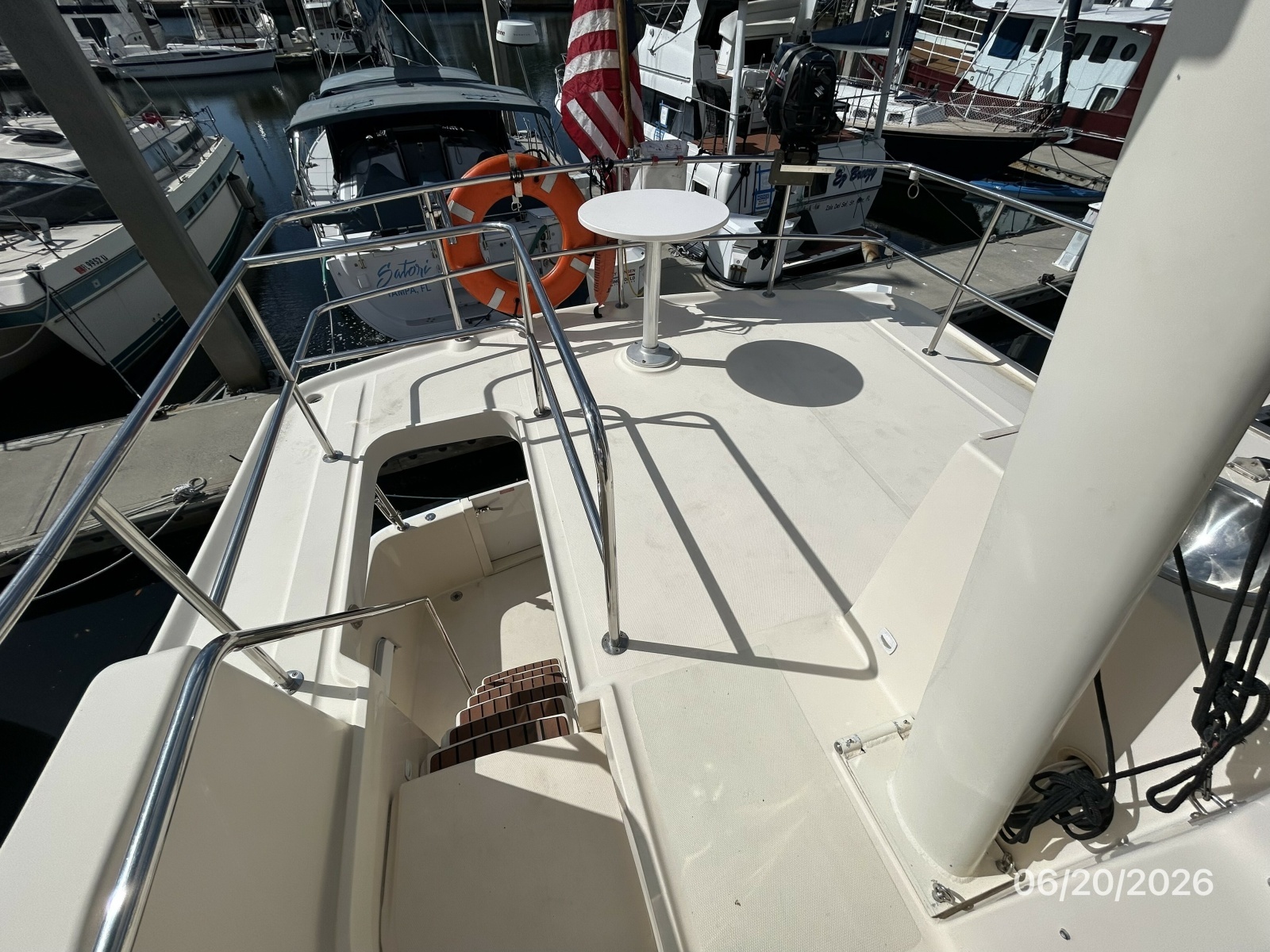 40' Mainship sundeck aft