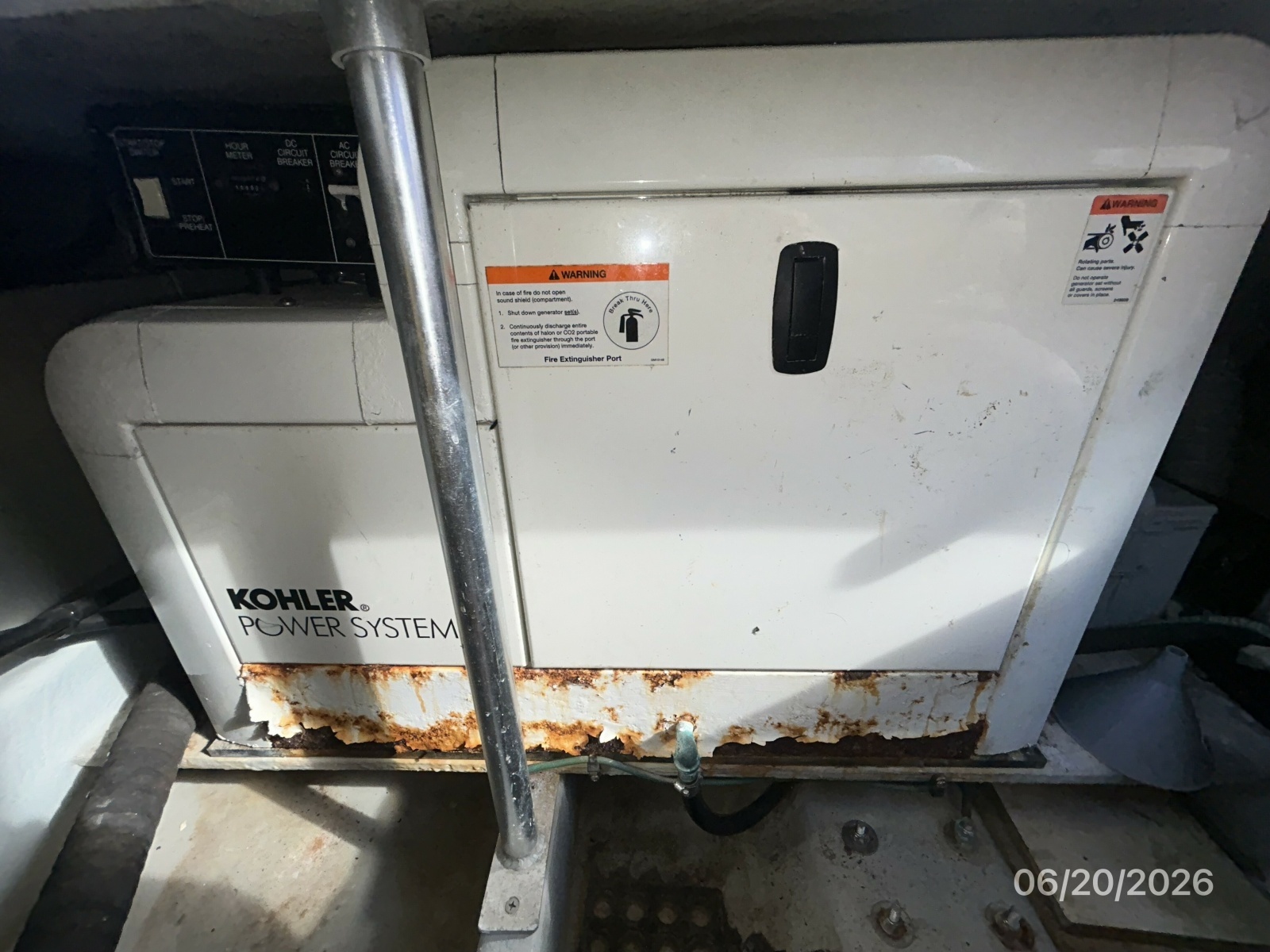40' Mainship generator sound box