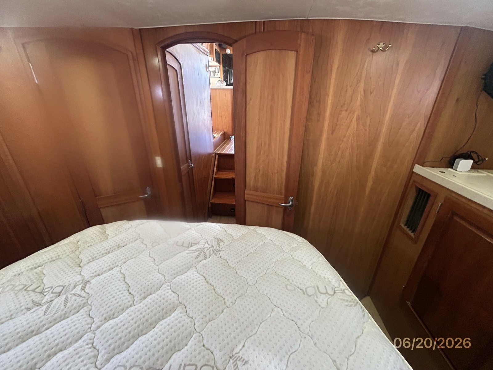 40' Mainship master stateroom aft