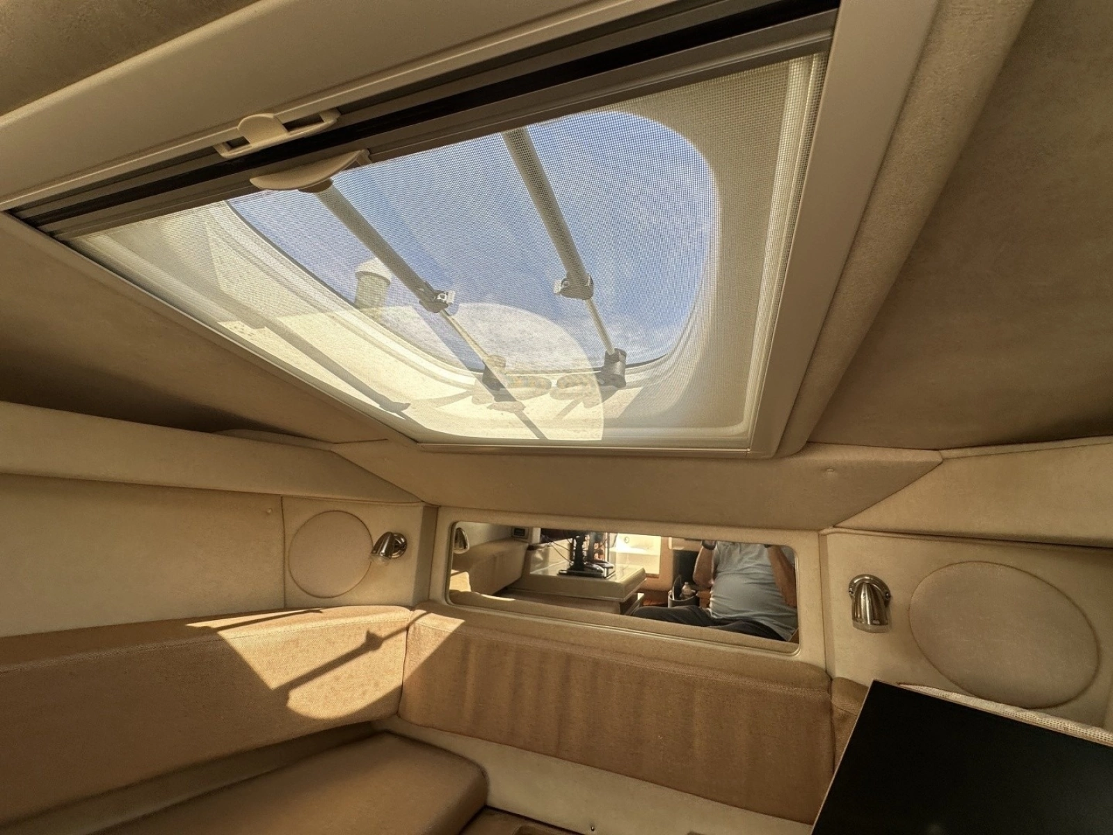 2010 Sea Ray Sundancer 260