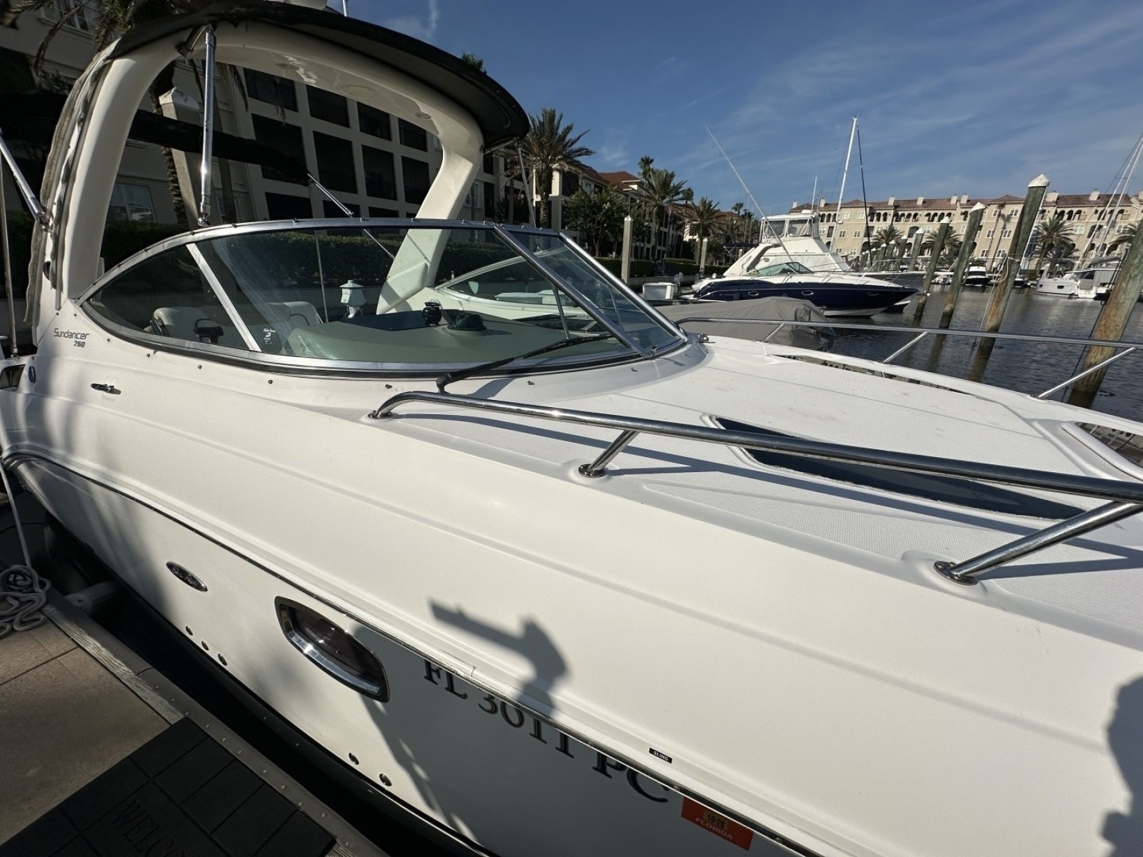 2010 Sea Ray Sundancer 260