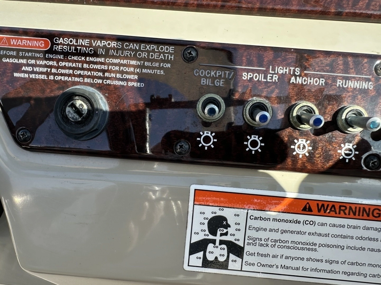 2010 Sea Ray Sundancer 260