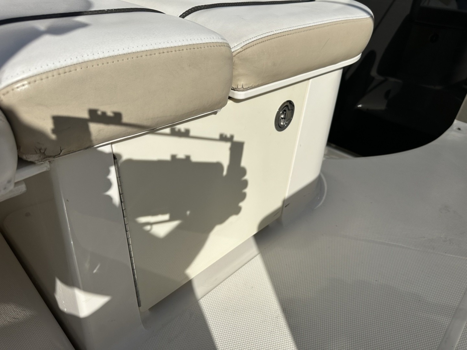 2010 Sea Ray Sundancer 260