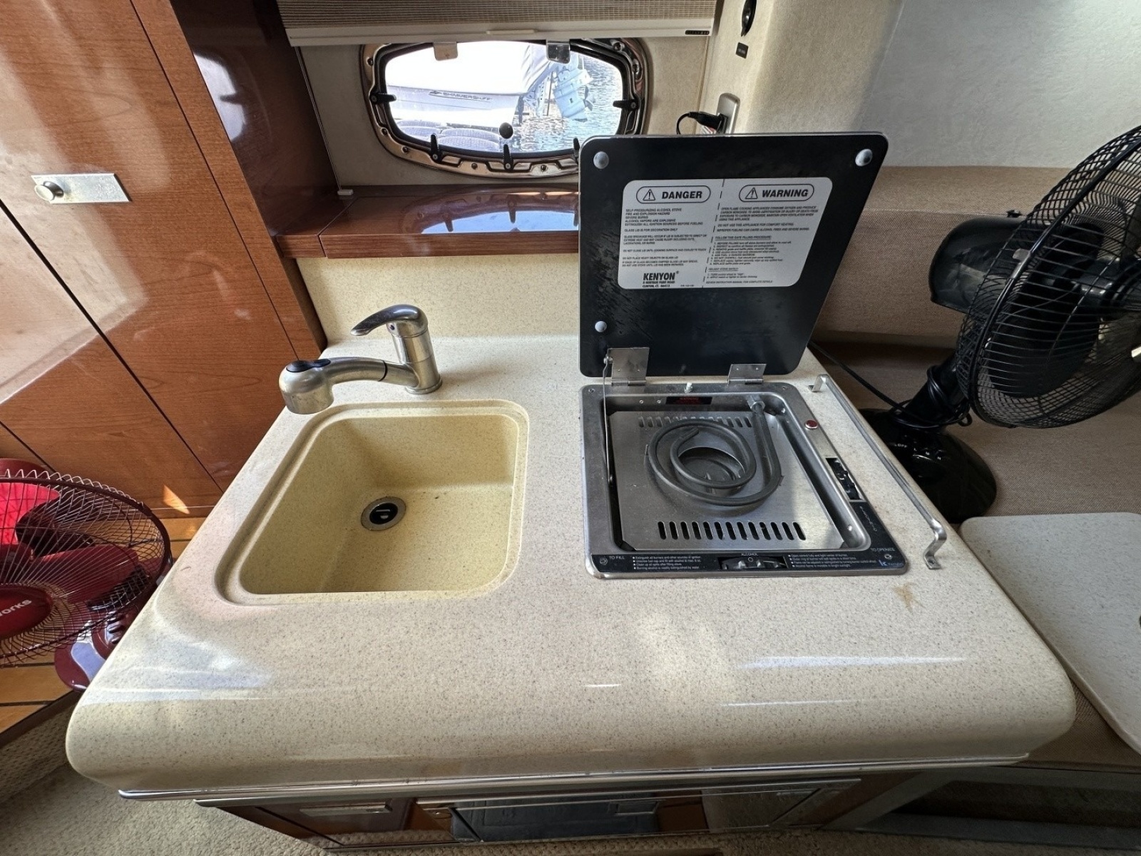 2010 Sea Ray Sundancer 260