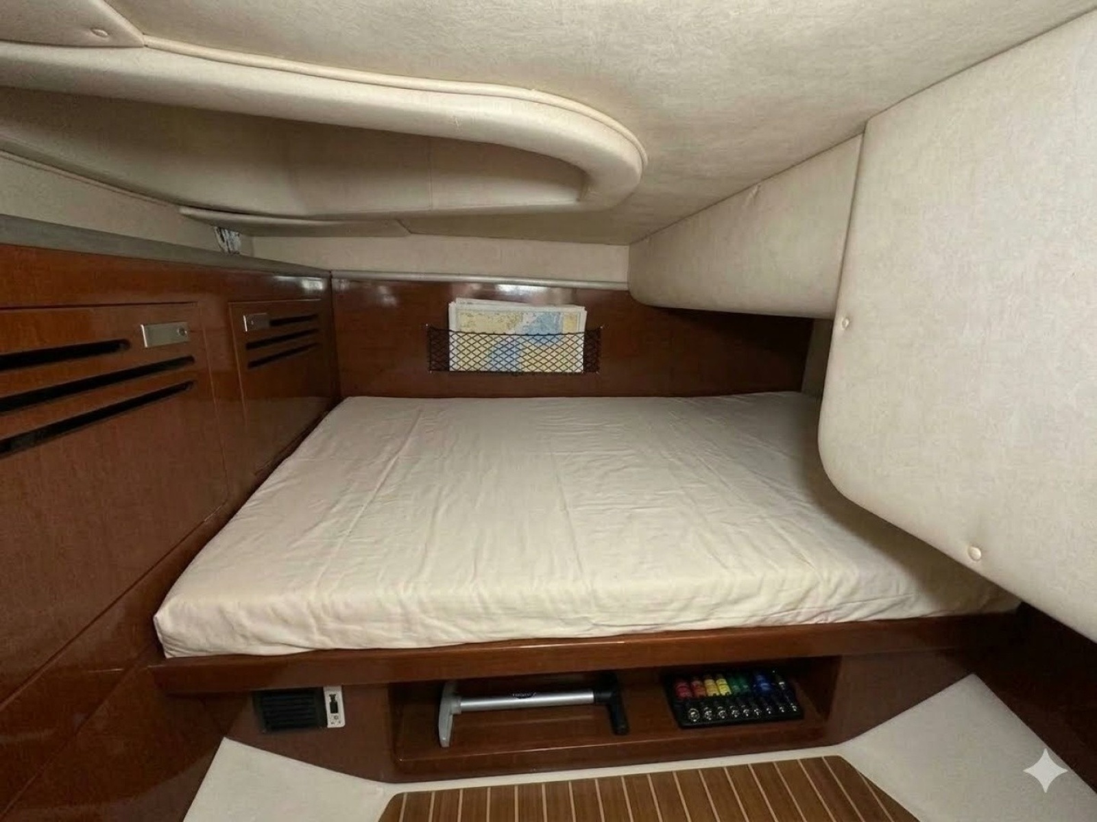 2010 Sea Ray Sundancer 260