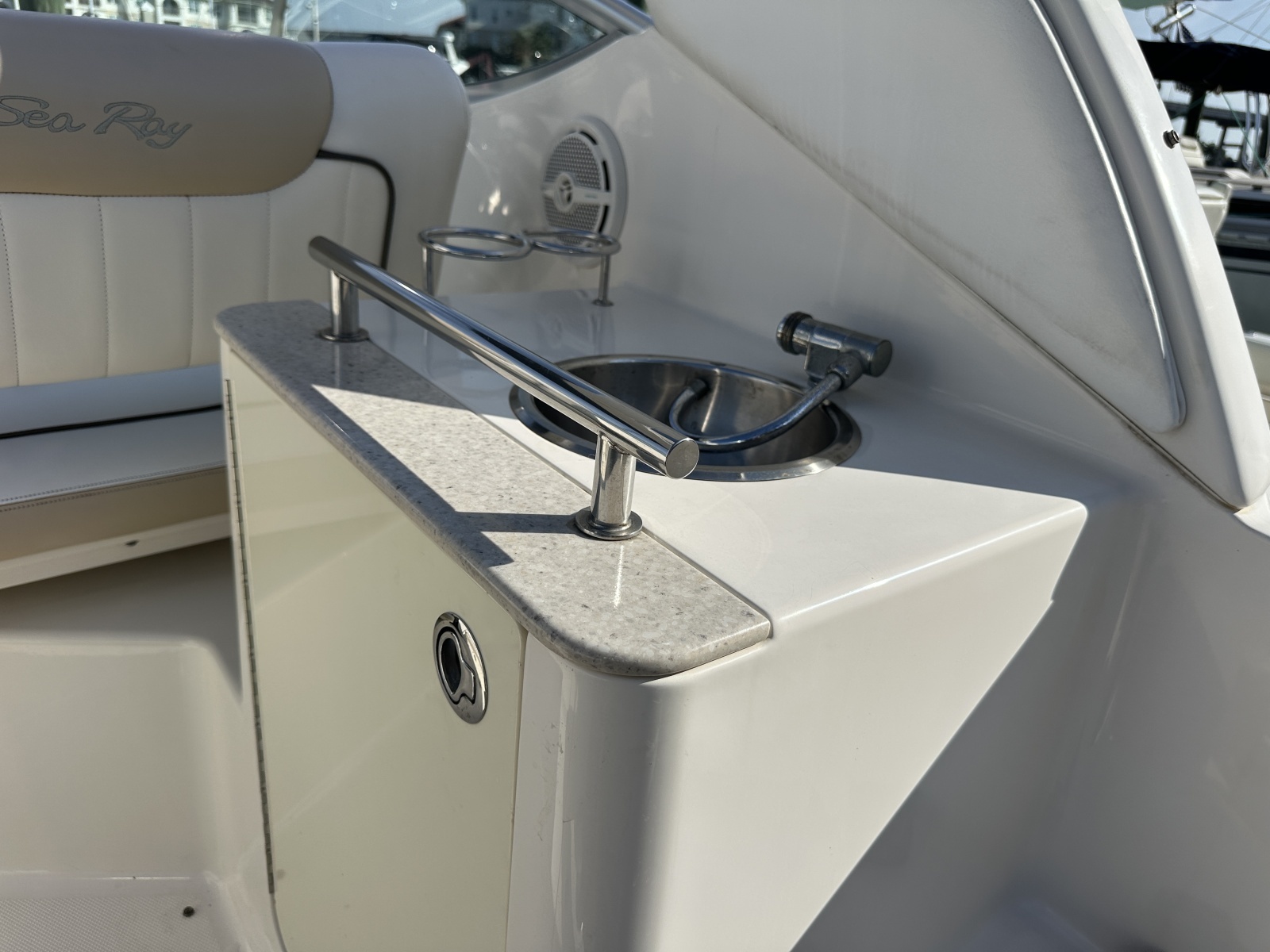 2010 Sea Ray 260 Sundancer