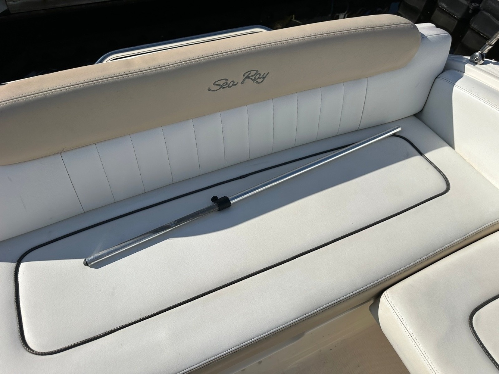 2010 Sea Ray Sundancer 260