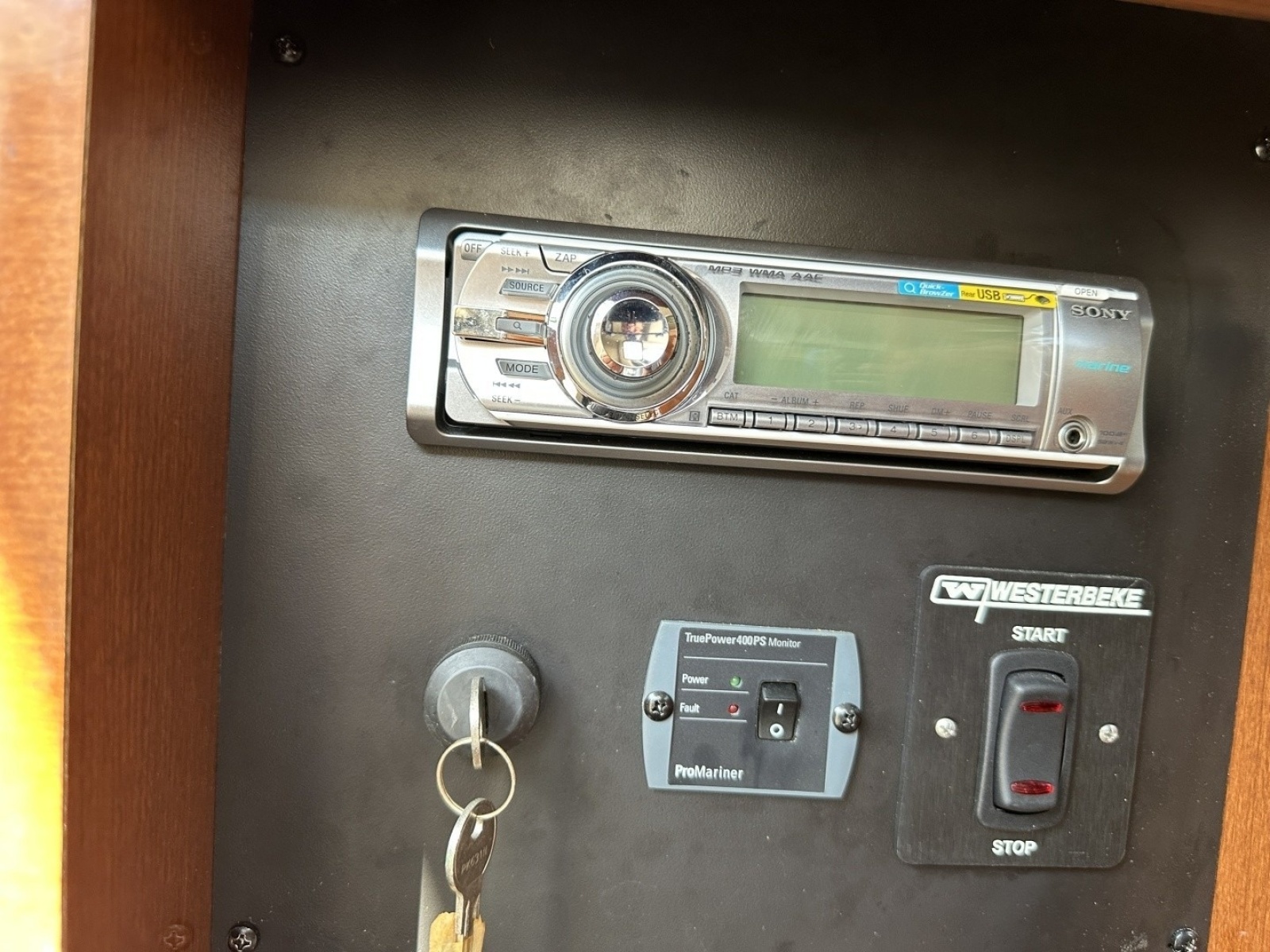 2010 Sea Ray Sundancer 260