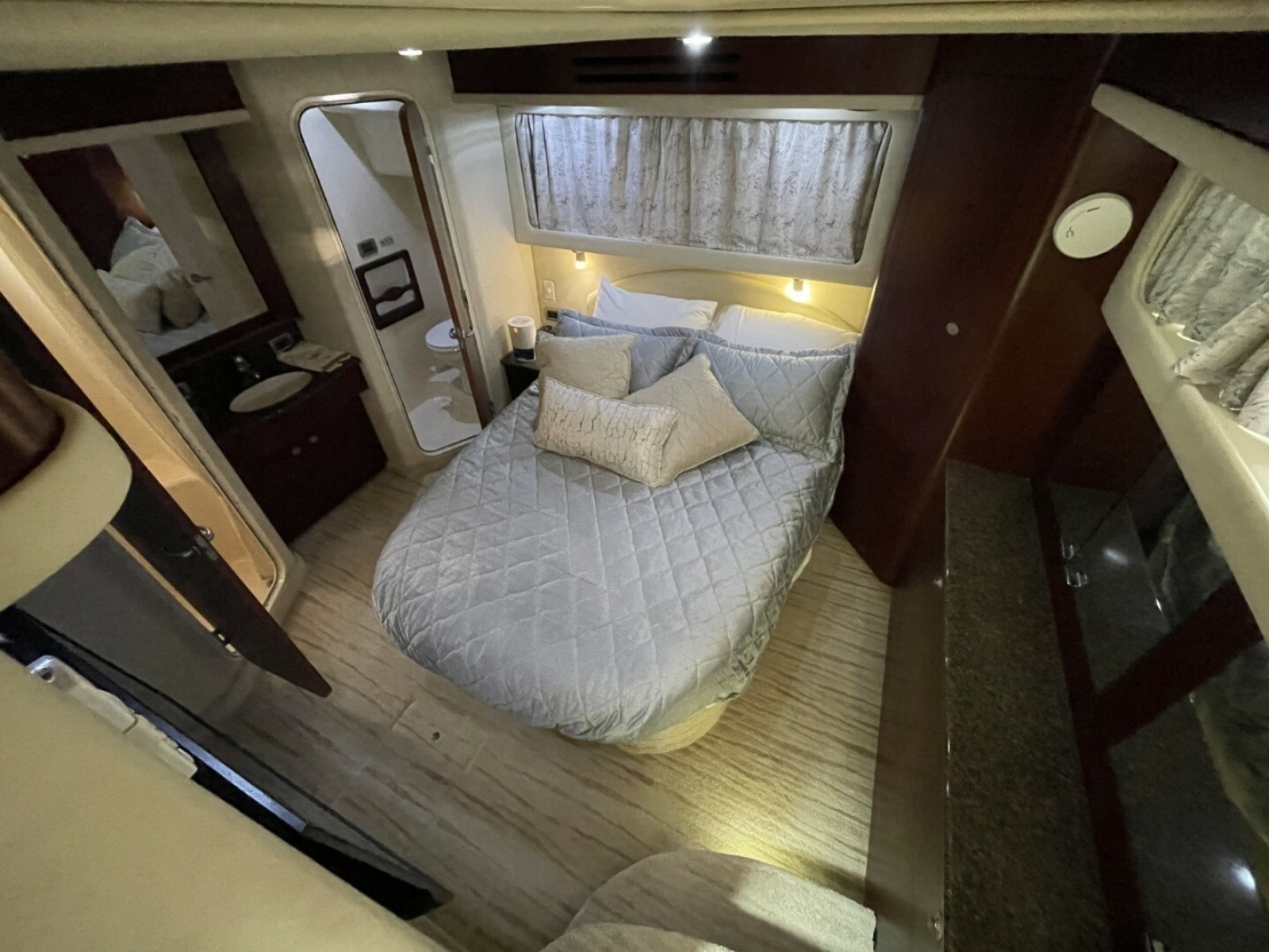 2006 Sea Ray 40 MY