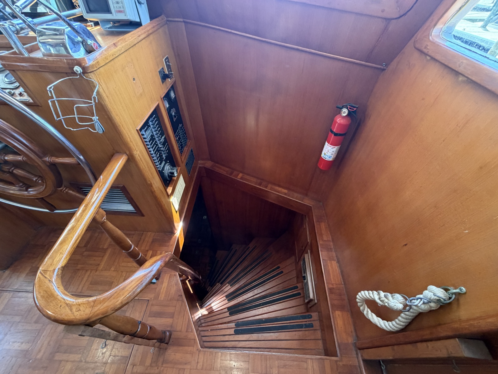 1981 Marine Trader 50