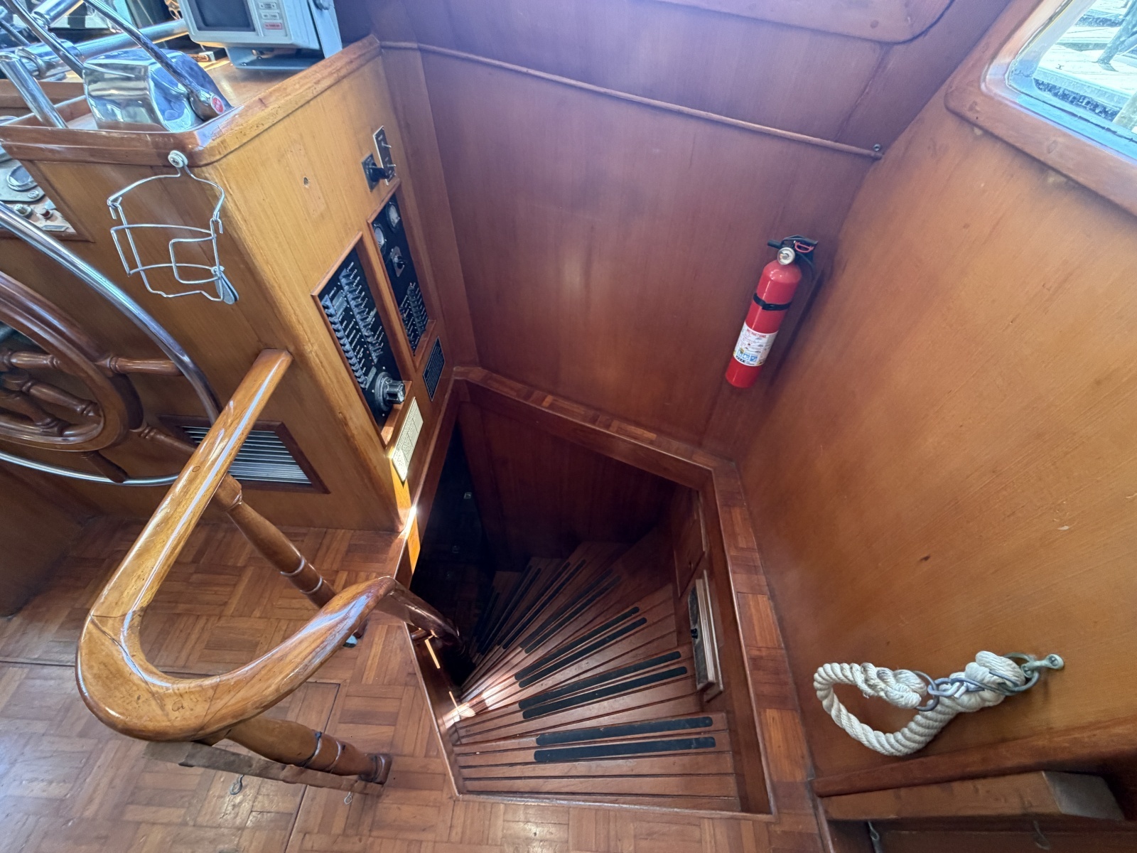 1981 Marine Trader 50