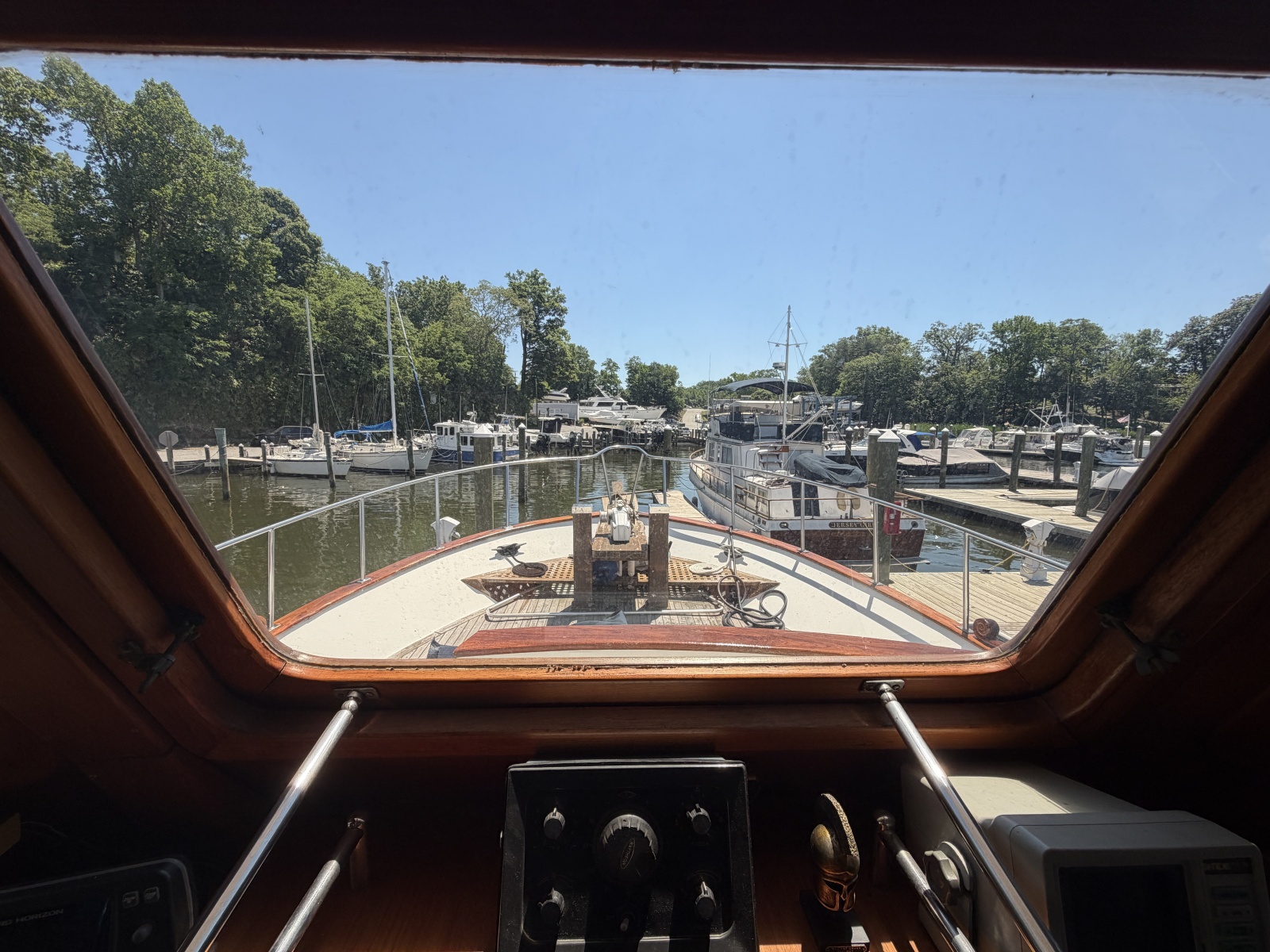 1981 Marine Trader 50