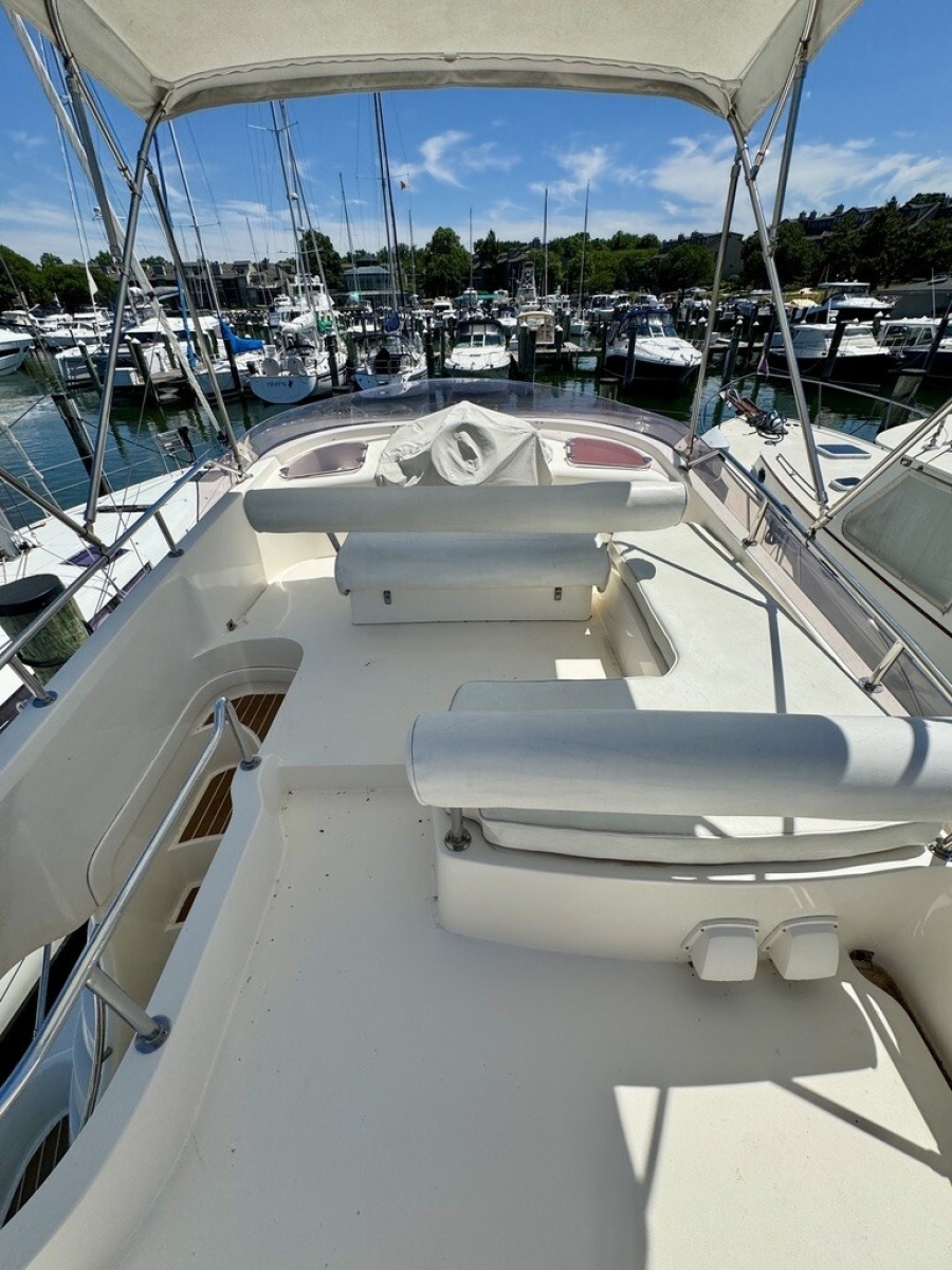 1999 Birchwood Challenger 450 Flybridge