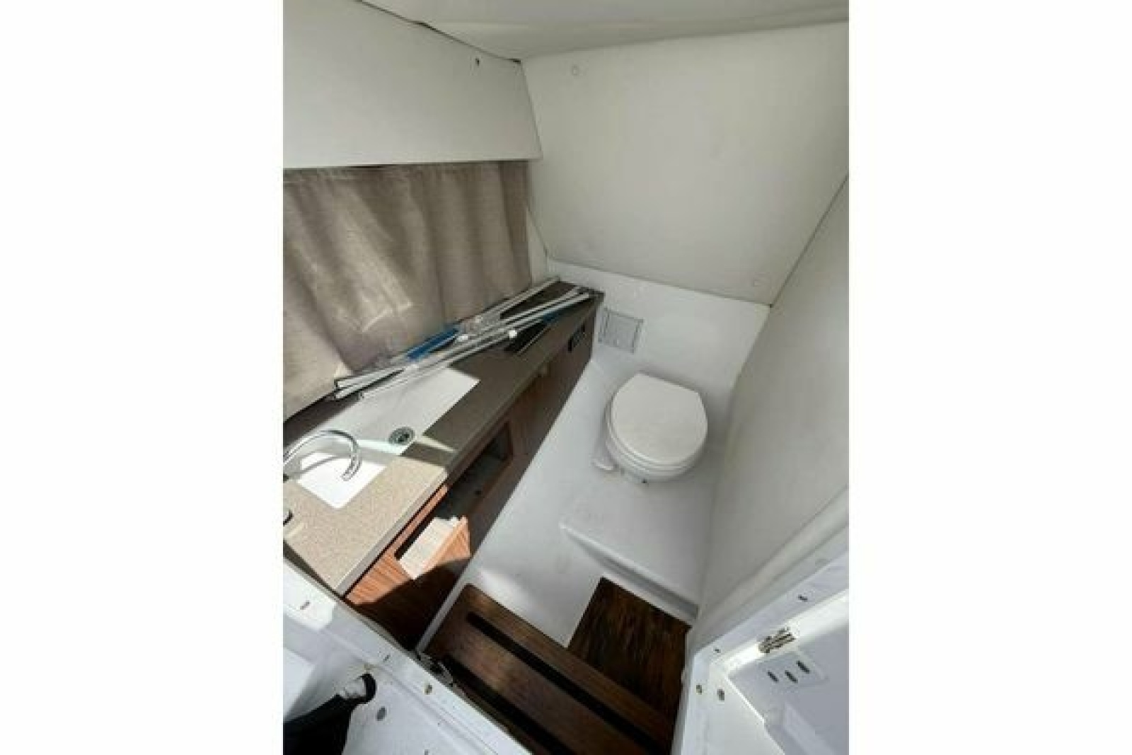 2022 Four Winns H290 OB