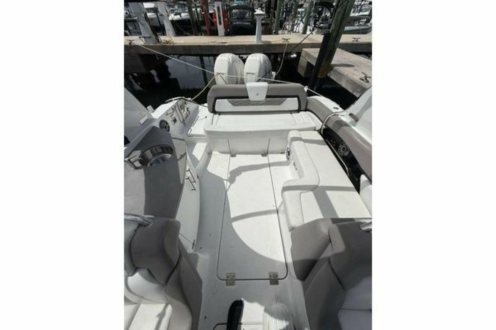 2022 Four Winns H290 OB