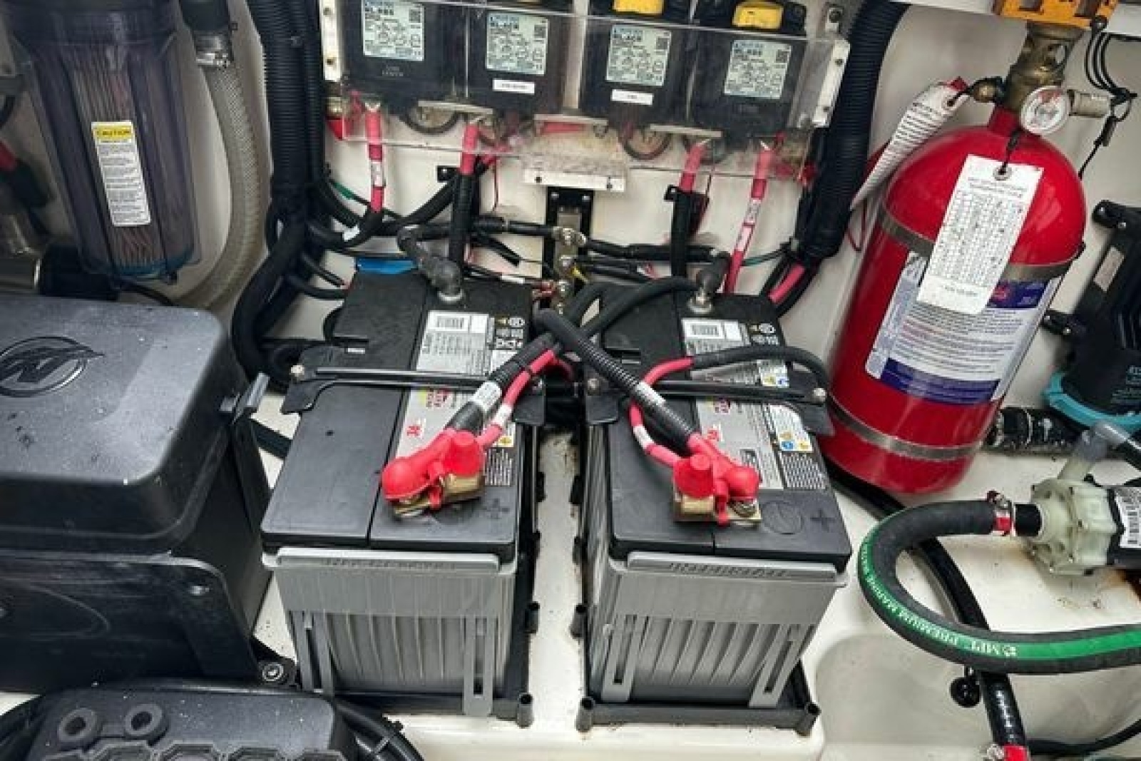 2020 Boston Whaler 420 Outrage