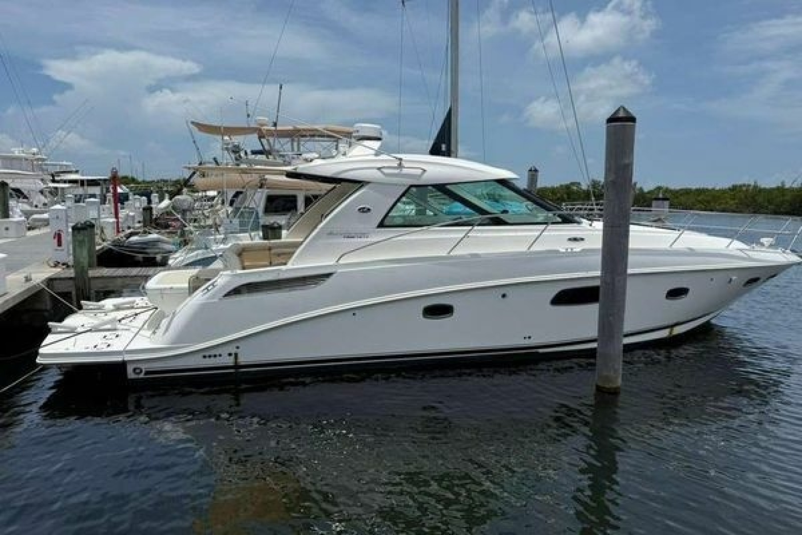2012 Sea Ray 450 Sundancer