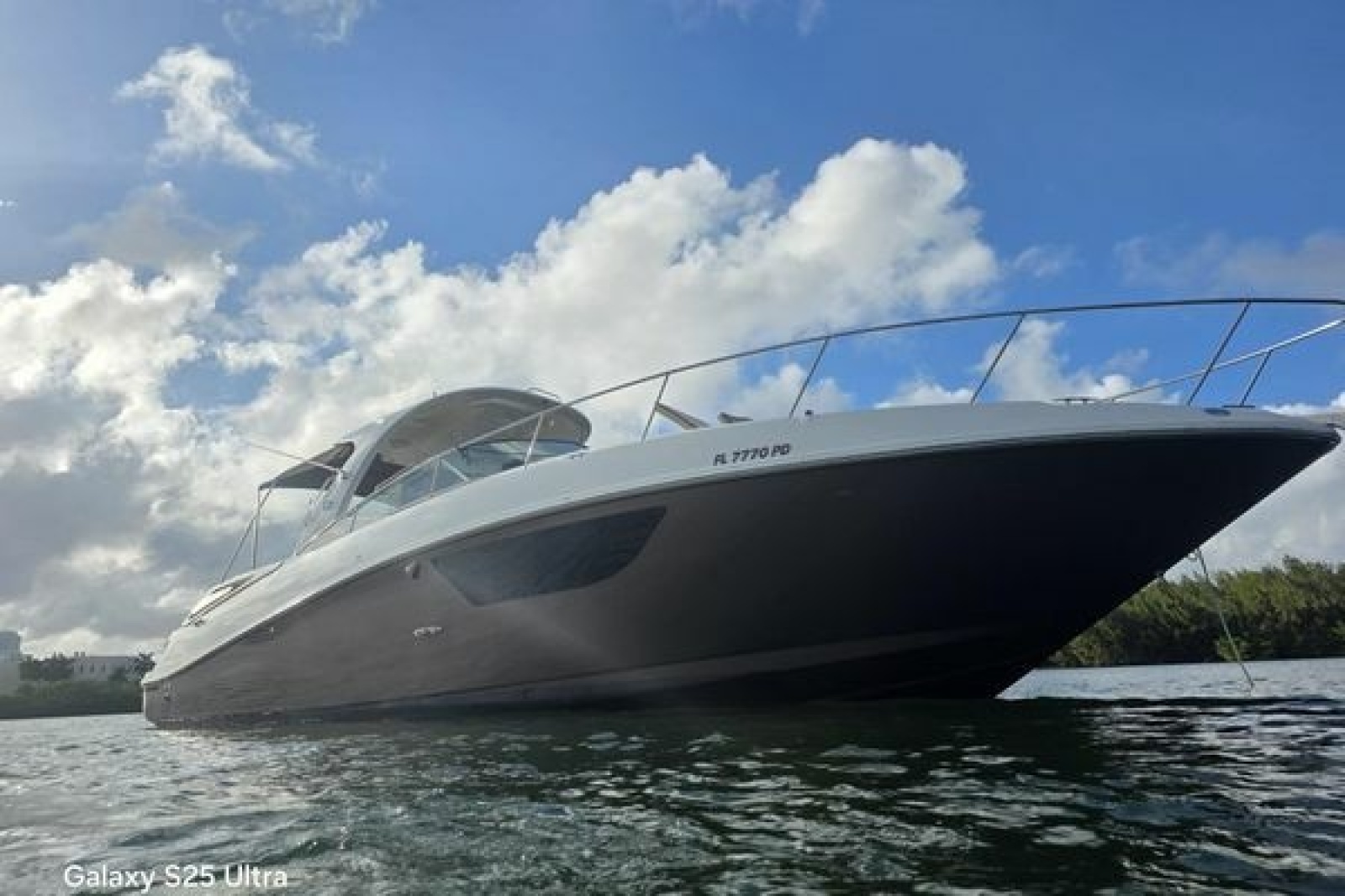 2010 Sea Ray 370 Sundancer