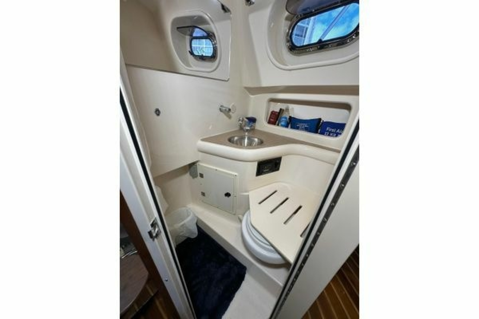 2008 Pursuit OS 335 Offshore