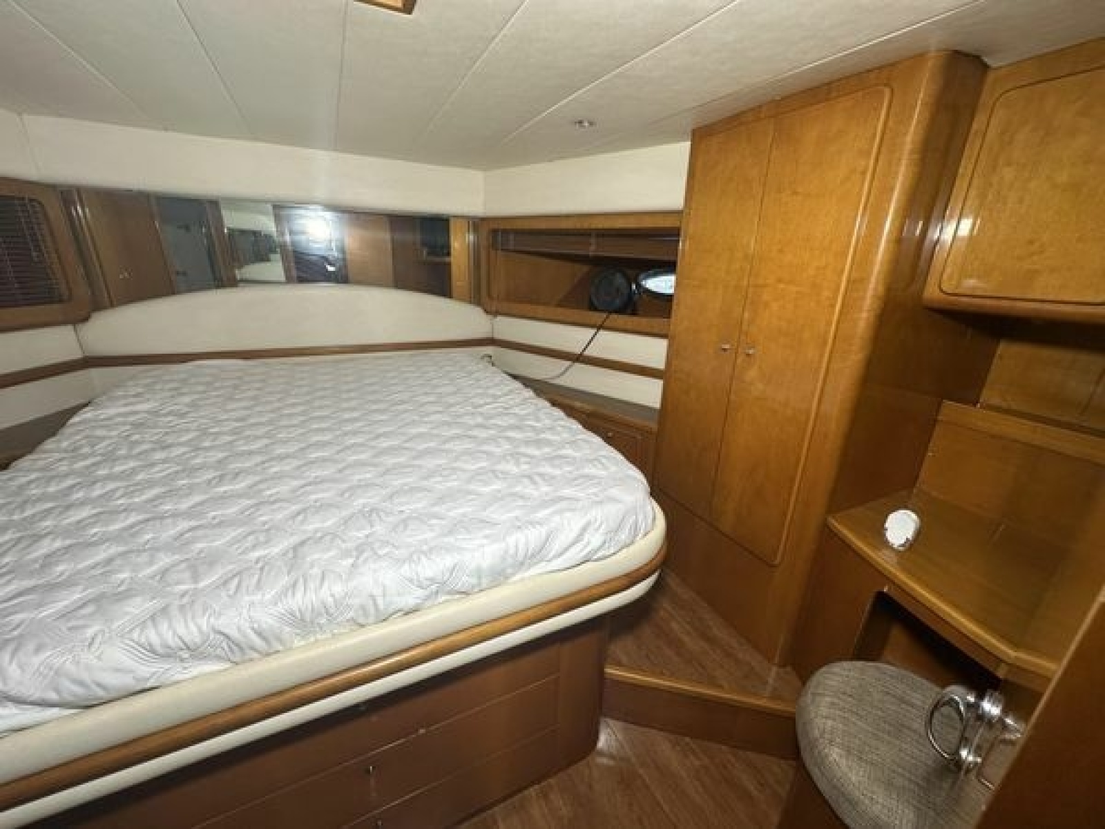 1999 Uniesse 57 Open