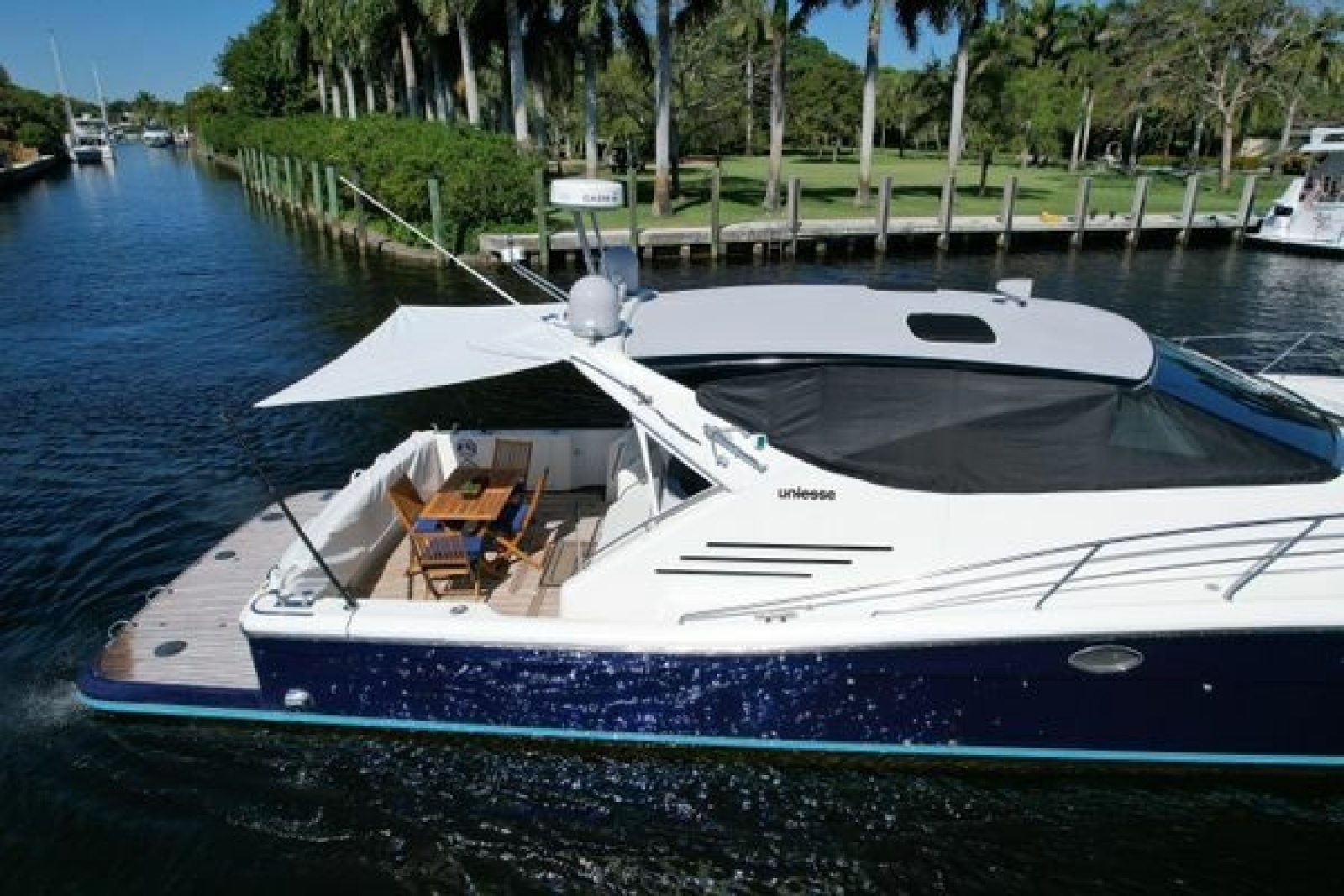 1999 Uniesse 57 Open