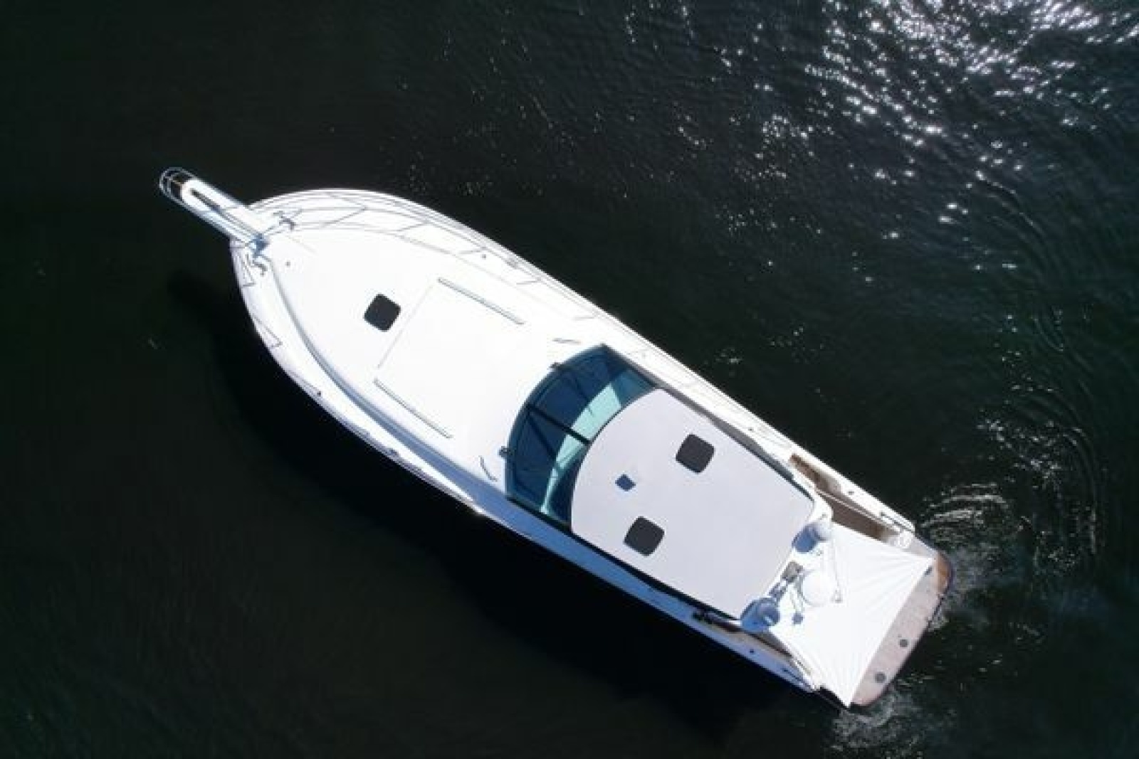 1999 Uniesse 57 Open