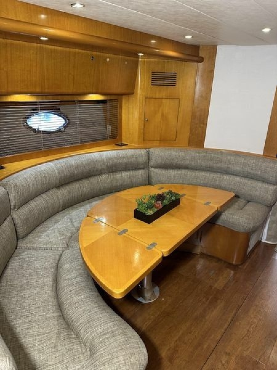 1999 Uniesse 57 Open