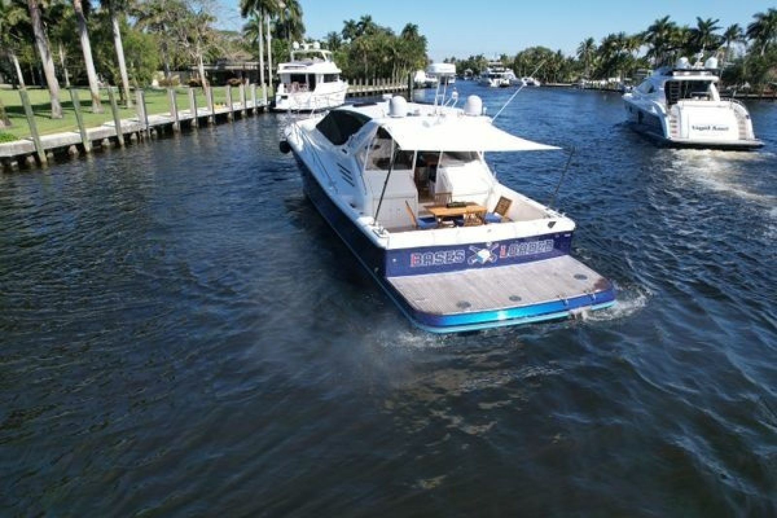 1999 Uniesse 57 Open