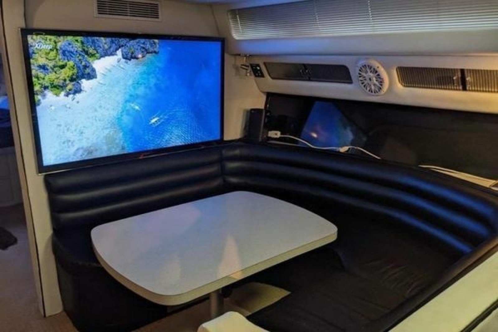 1988 Sea Ray 460 Sundancer