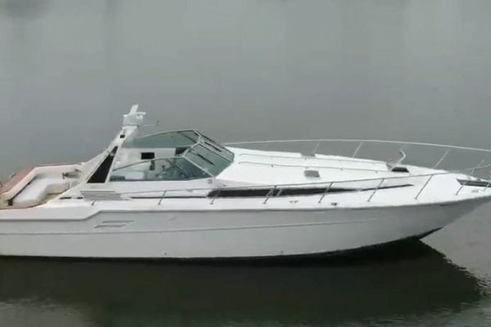 1988 Sea Ray 460 Sundancer