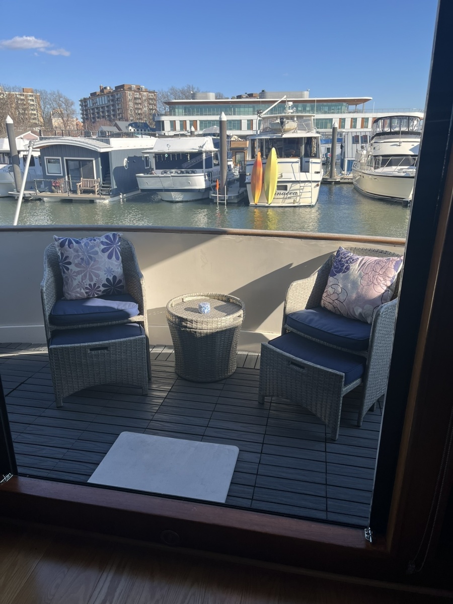 1990 Viking 55 Motor Yacht