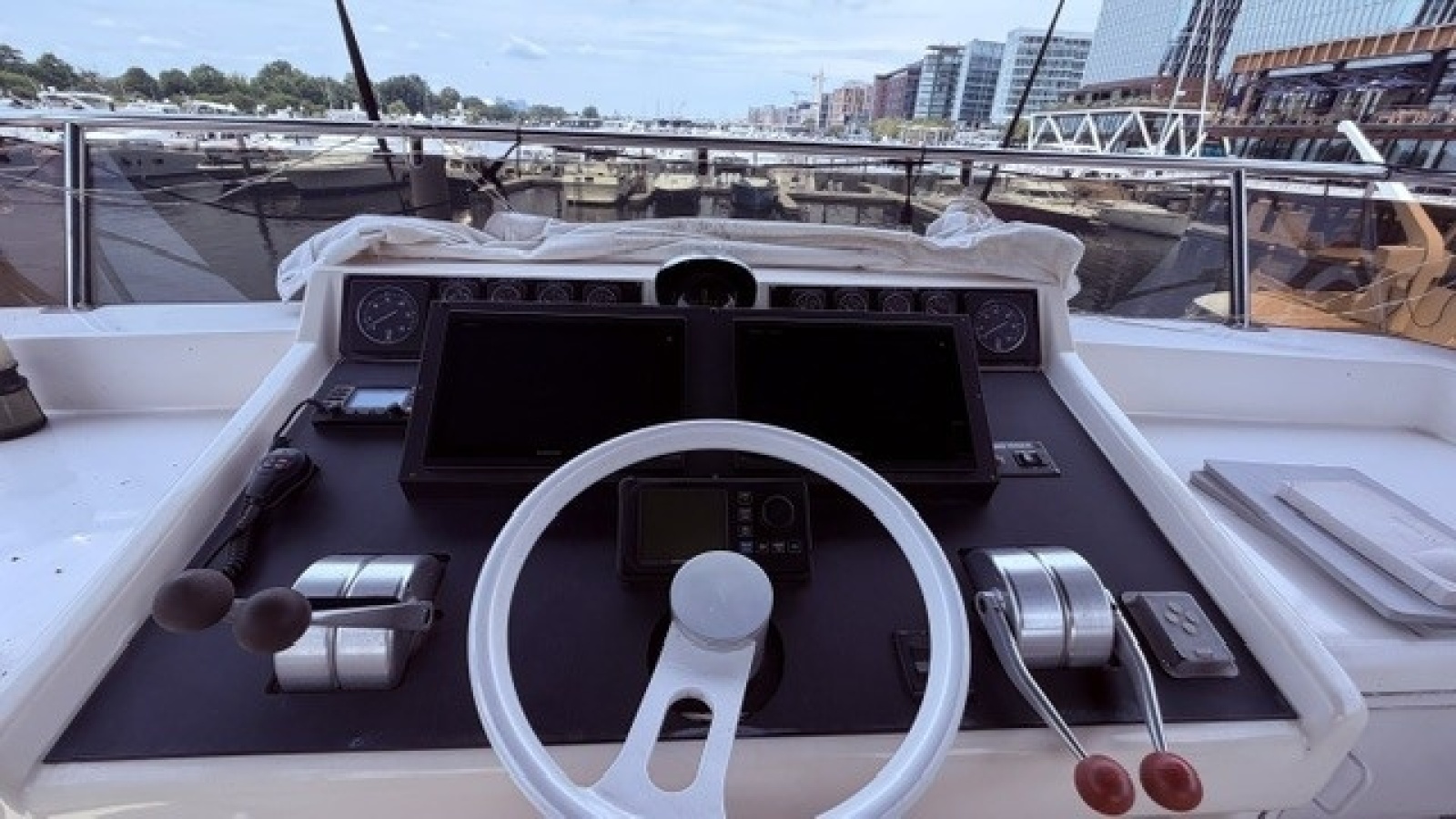 1990 Viking 55 Motor Yacht