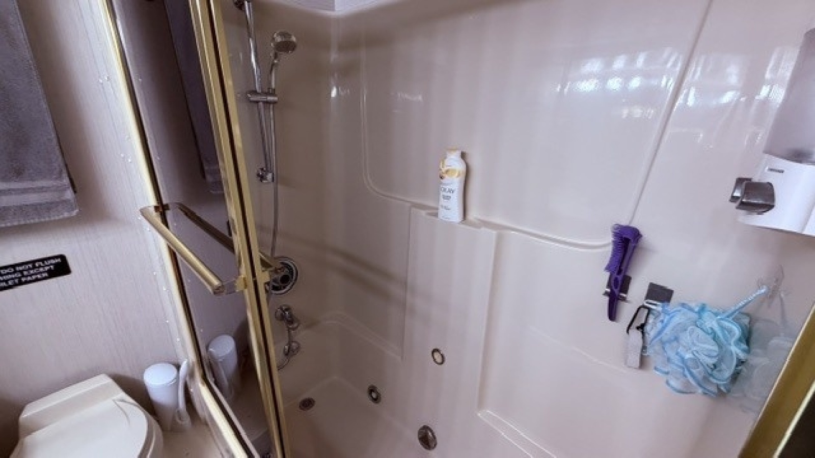 1990 Viking 55 Motor Yacht