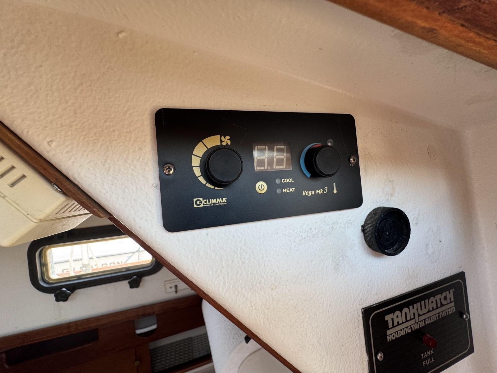 1989 Cape Dory 