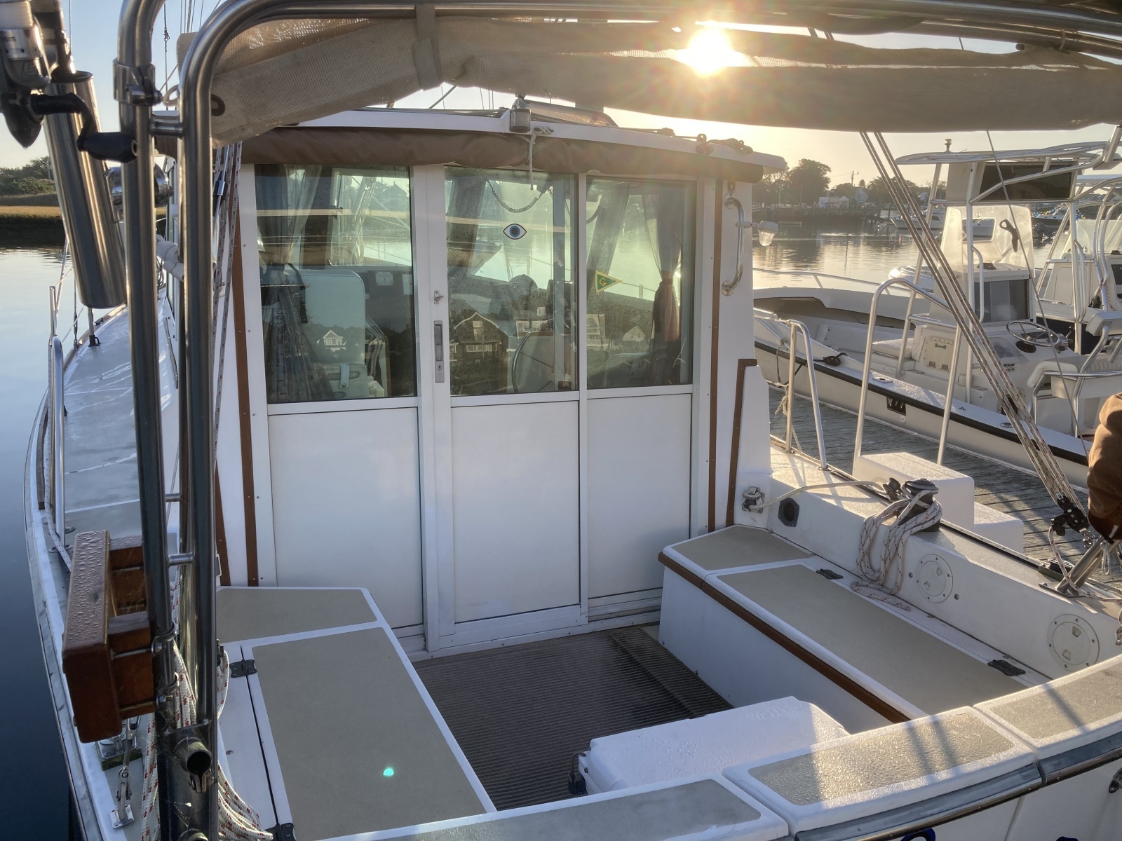 1989 Cape Dory 