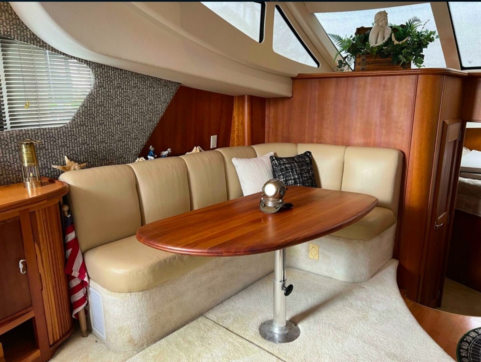 2002 Silverton Motoryacht